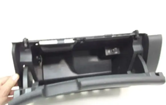 Skoda Octavia Mk2 (1Z) Glove box
