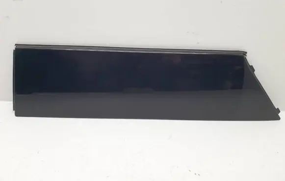 Mazda 5 Front door trim (molding)