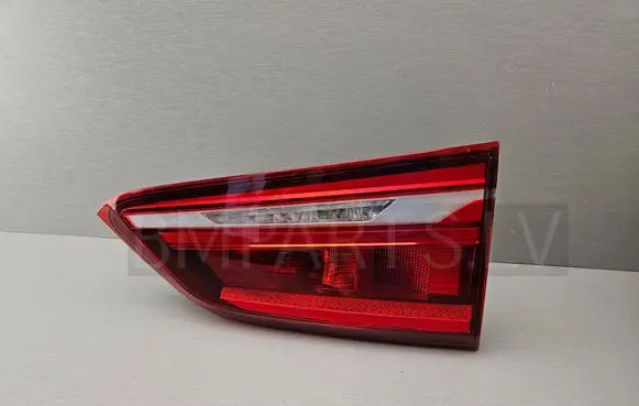 BMW X1 F48 F49 Tailgate rear/tail lights 7350696 63217350696 2710634