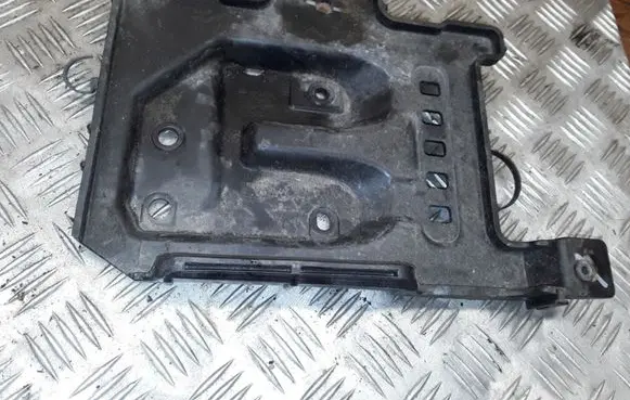 Hyundai Elantra Battery box tray cover/lid 371502H100