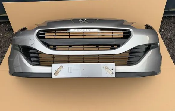 Peugeot RCZ Front bumper YM21683580