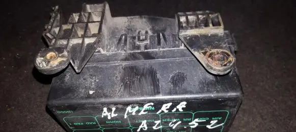Nissan Almera Fuse box set