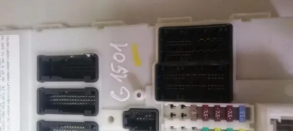 BMW 4 F32 F33 Fuse box set 9383178 G1501