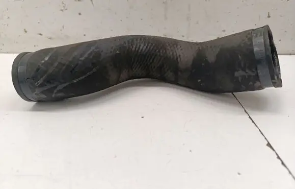 Mitsubishi L200 Intercooler hose/pipe