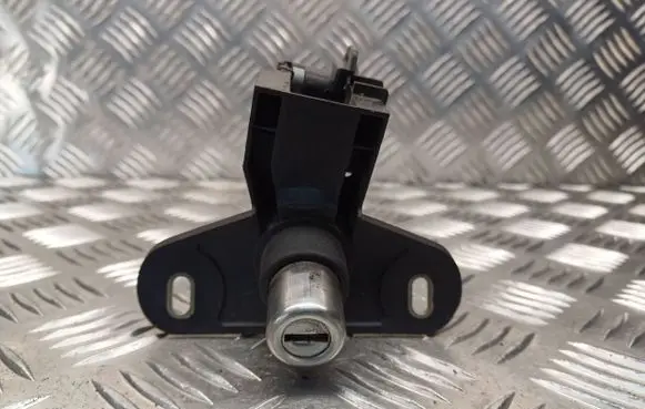 Opel Astra G Tailgate exterior lock GM770