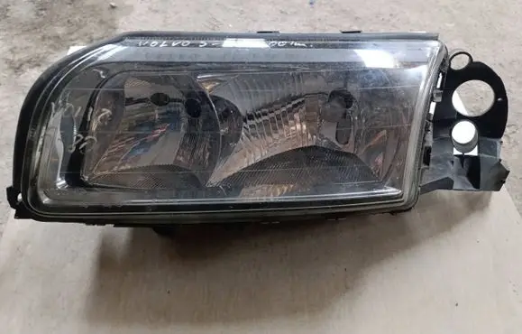 Volvo S80 Headlight/headlamp 8662859