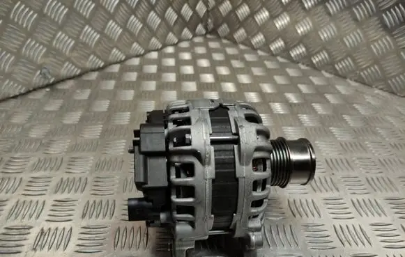 Seat Ibiza V (KJ) Generator/alternator 04E903015A