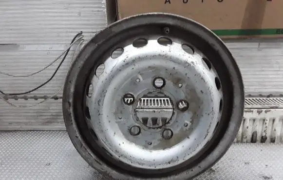 Volkswagen II LT R15 steel rim 