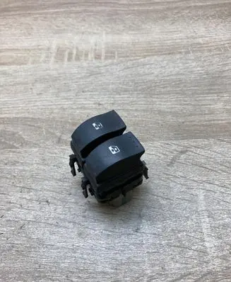 Renault Megane I Electric window control switch