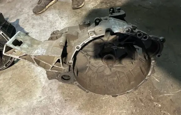Volvo S80 Manual 5 speed gearbox 1023746