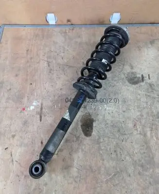 BMW 5 G30 G31 G38 Rear shock absorber/damper 6896350 33526866620