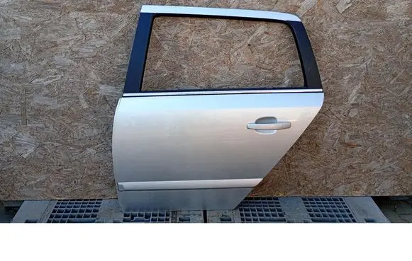 Opel Astra H Rear door 