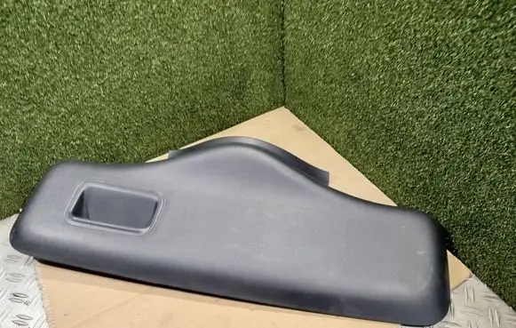 Hyundai i10 Tailgate trim 81750B9000