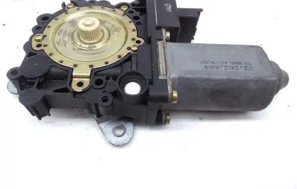 Citroen C8 Rear door window regulator motor 32262604 0206008904
