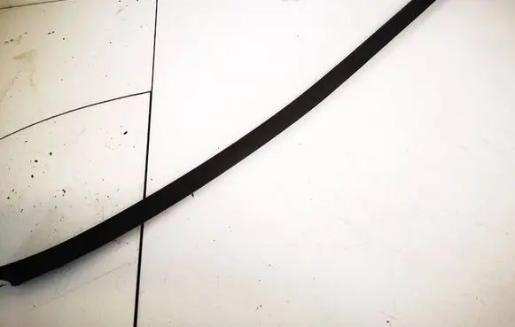 Audi Q7 4L Windshield trim 