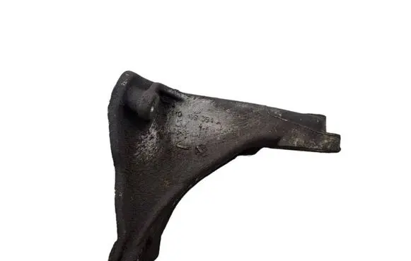 Volkswagen Caddy Engine mounting bracket 1H0199354A
