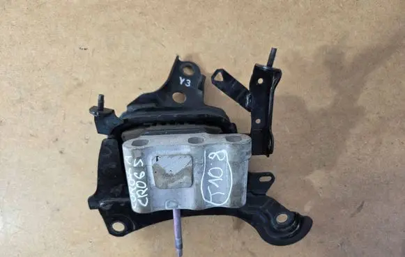 Toyota Corolla Cross Engine mount vacuum valve 