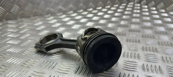 Piston with connecting rod