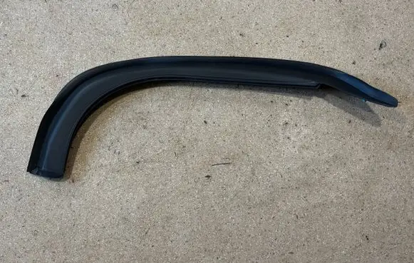 Mercedes-Benz E W238 Rubber seal front door window/glass A2387272100