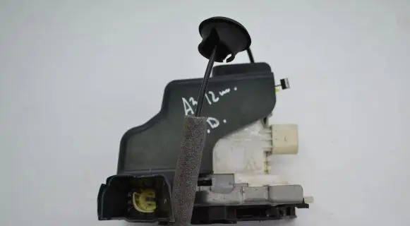 Audi A3 S3 8V Front door lock 8X2837016