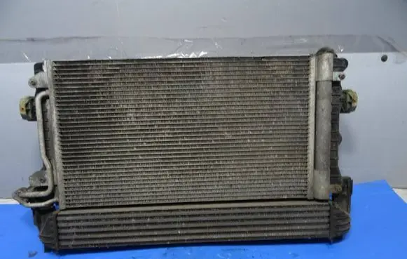 Seat Ibiza IV (6J,6P) Coolant radiator 6R0121253A