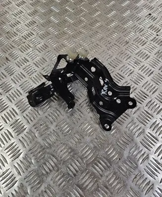 Toyota RAV 4 (XA50) ABS pump bracket 