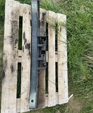 Opel Zafira B Front bumper cross member 24460537