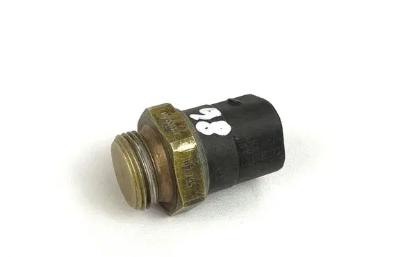 Coolant temperature sensor