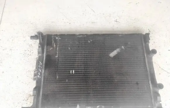 Renault Megane II Coolant radiator 7711135784