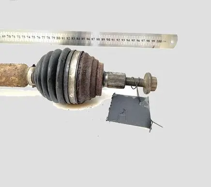 Volkswagen Golf VI Front driveshaft