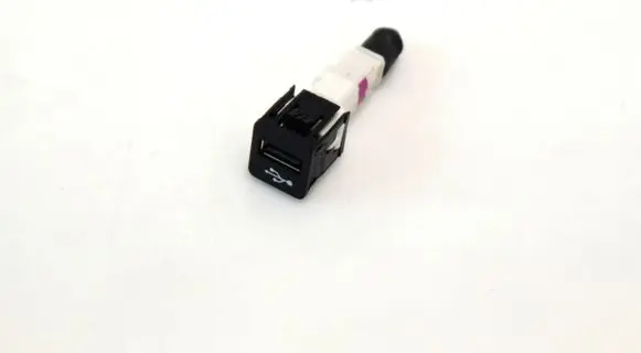 BMW 1 F20 F21 USB socket connector 84109229294 9229294