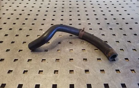 Breather/breather pipe/hose