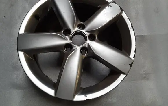Volkswagen Golf VI R17 alloy rim 5K0601025AA