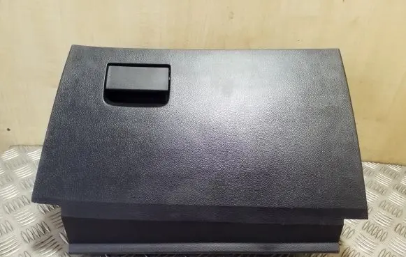 Ford Ranger Glove box lid/cover EB3B4106010BGW