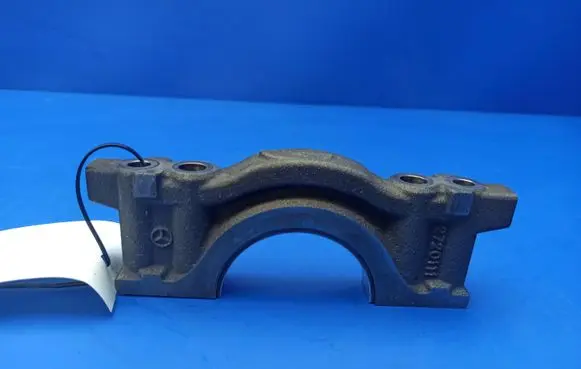 Mercedes-Benz SLK R171 Crankshaft Holder 2720111 8042