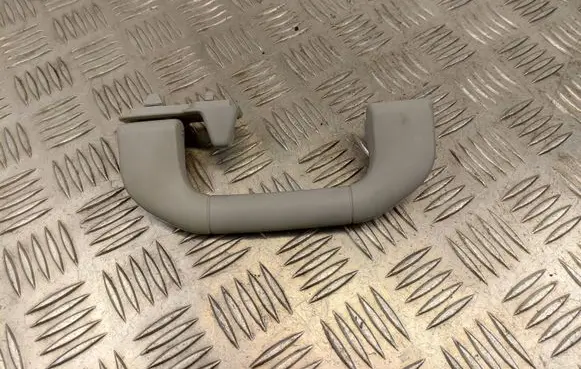 Mercedes-Benz C W204 Rear interior roof grab handle A2048100151