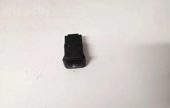 Volkswagen Golf IV Fuel tank opening switch 3b0959833a
