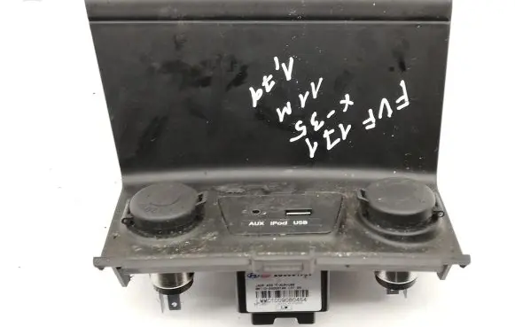 Hyundai ix35 Other interior part 933102Y800