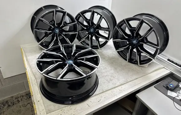 BMW i4 R19 alloy rim 8747304