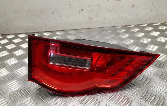 Jaguar F-Pace Rear/tail lights HK8315273AA