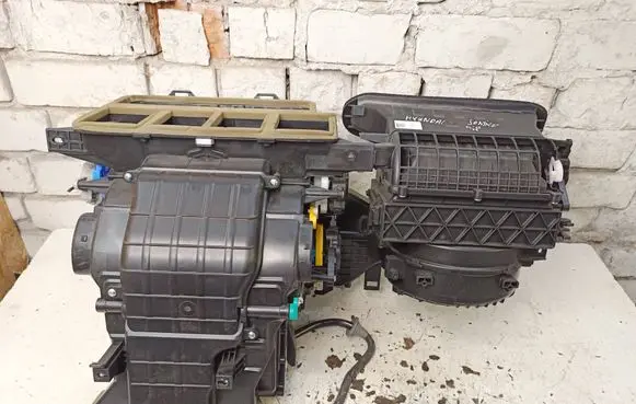 Hyundai Ioniq Interior heater climate box assembly 