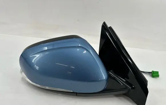 Volvo V40 Front door electric wing mirror 31278139