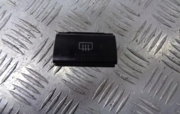 Toyota Avensis T220 Mirror heating switch 