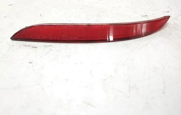 BMW 5 E60 E61 Rear tail light reflector 7183913