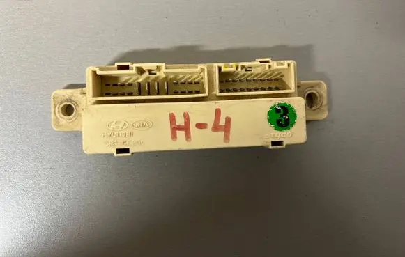 Hyundai i30 Door central lock control unit/module 919402H130 101120AK7148