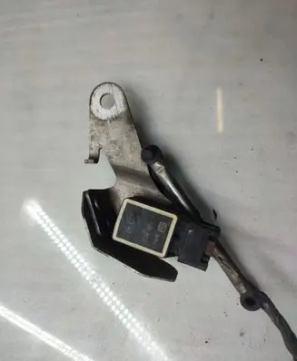 BMW 5 E60 E61 Headlight/headlamp level sensor 6778809