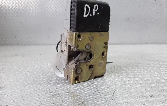 Peugeot 806 Front door lock