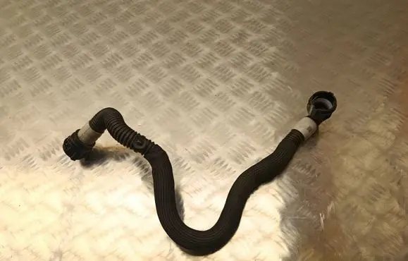 Tesla Model Y Electric car engine cooling hoses/pipes 107759400F