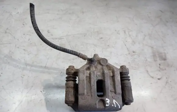KIA Carens II Rear brake caliper