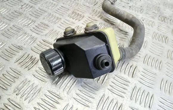 Volvo V50 Power steering fluid tank/reservoir 4N513531DC